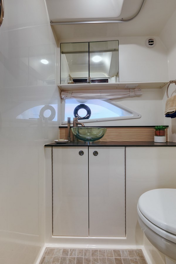 Photo Sea ray - sundancer 320 hors bord