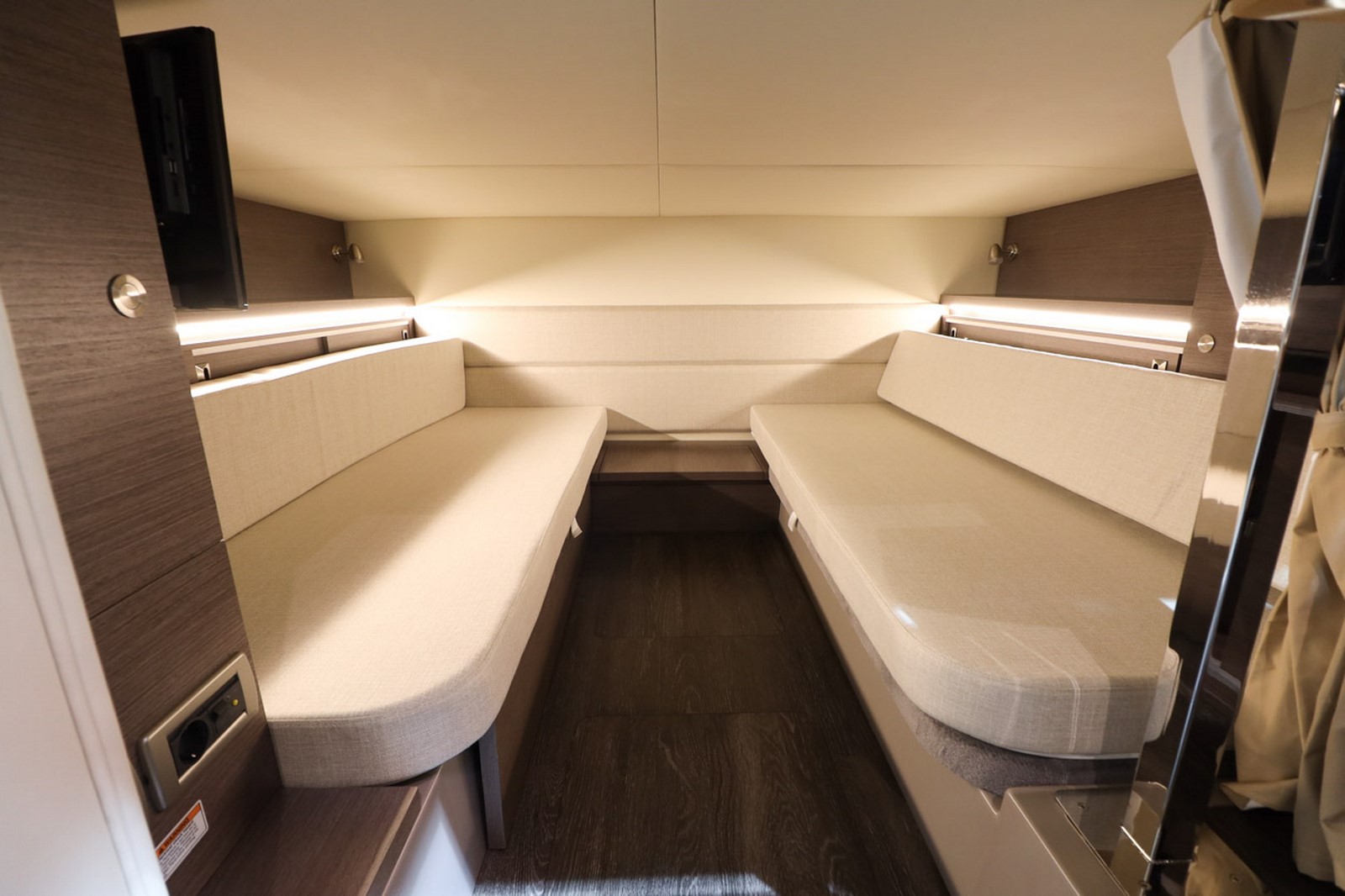 Photo Sea ray - sundancer 320 hors bord