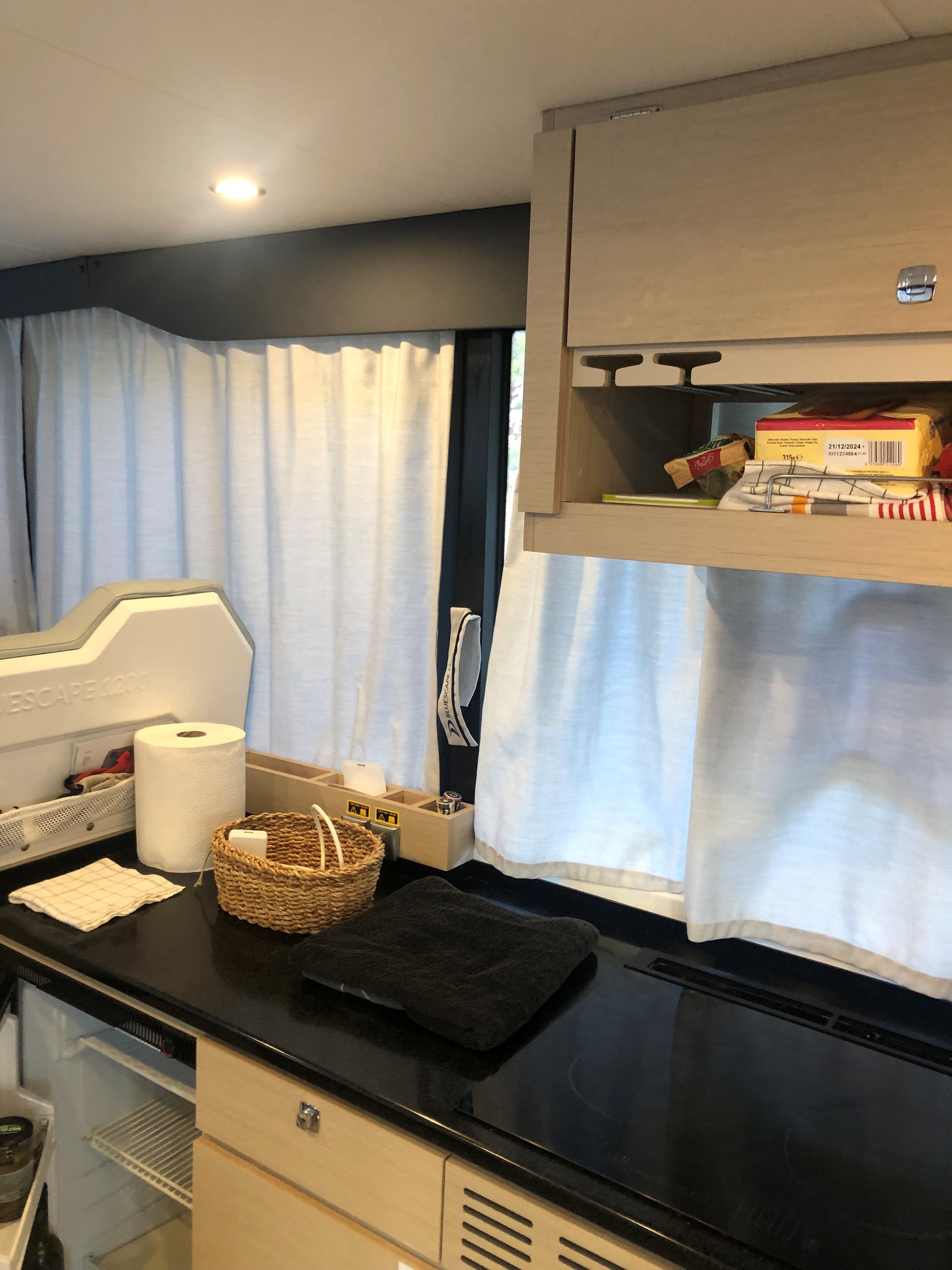 Photo Delphia 12 Flybridge