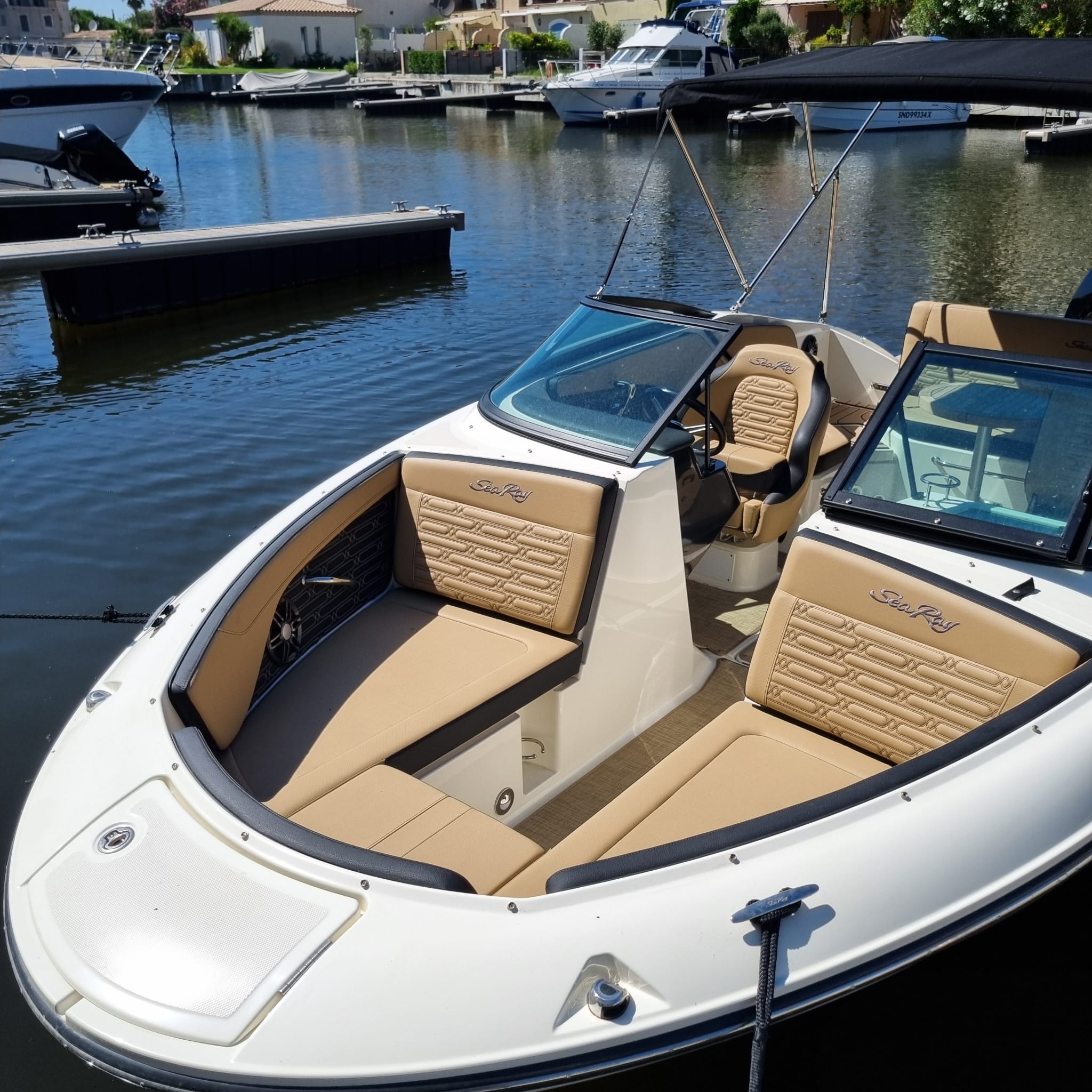 Photo Sea Ray 210 Hors Bord SPX